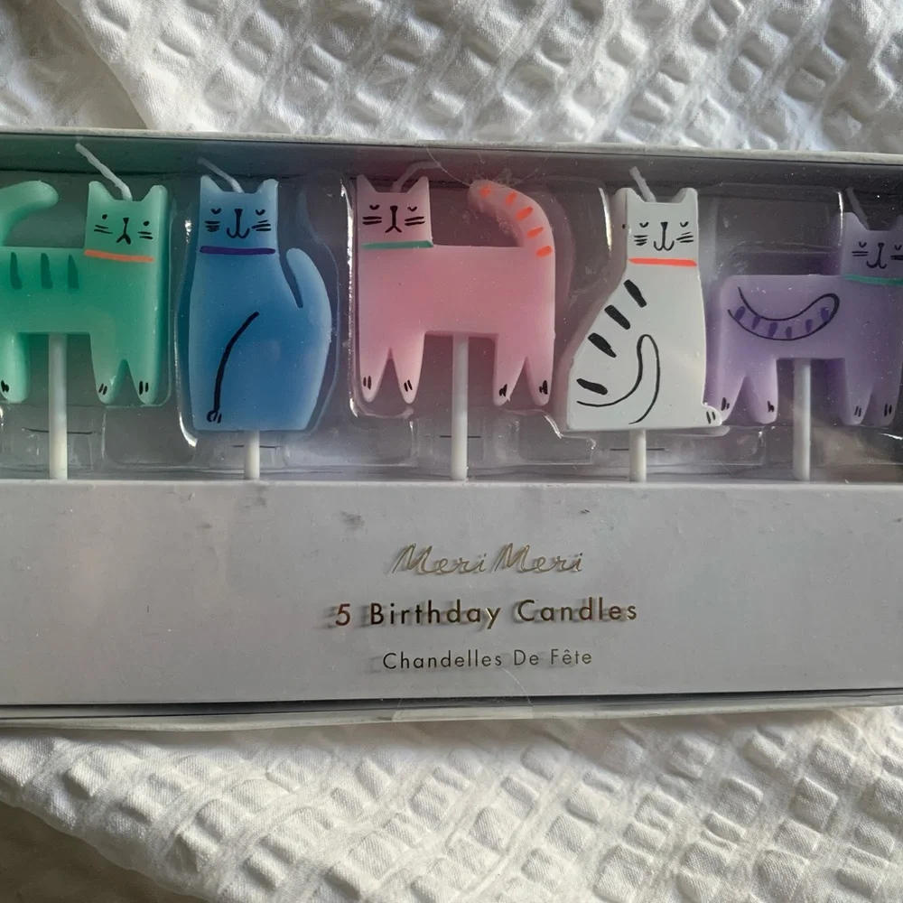Cat candles